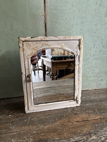 Vintage tin bathroom - vintage,