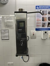 Commercial coffee brewer - brewer,