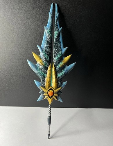 Monster hunter figure - monster,
