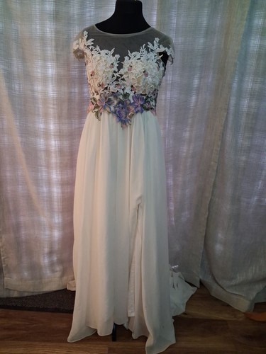 Wedding dress size - , 16