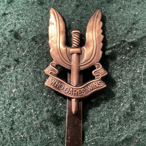Sas who dares wins - brass, cap