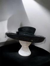 Siggi Sinimay Pearl Veil Hat