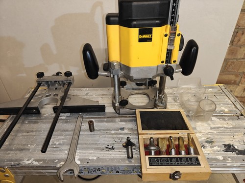 Dewalt dw624 plunge - dewalt,