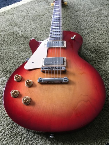 Gibson les paul studio - paul, (2025)-