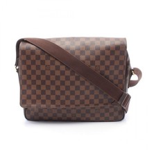 LOUIS VUITTON Shelton GM