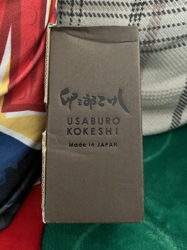 Usaburo hand painted kokeshi - hand,
