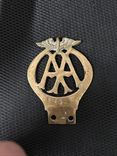 Vintage badge automobile - aa,