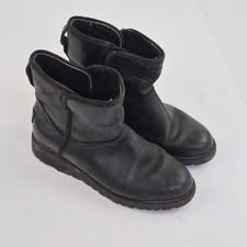 UGG Classic Ultra Mini Boots