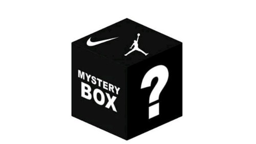 Sneaker mystery box pair - box, 1