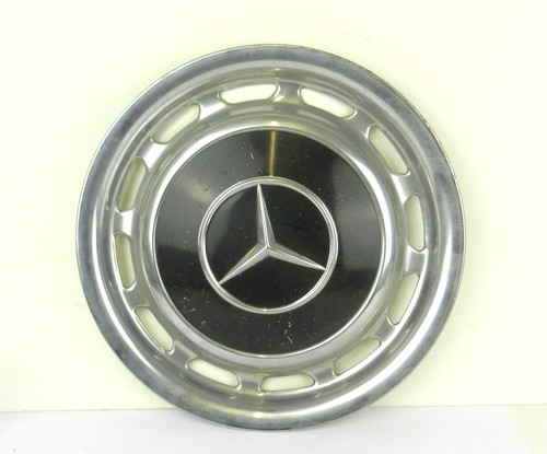 Mercedes w123 hub cap - w123,