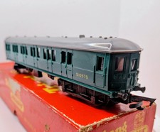 Triang R156 SR Surburban EMU