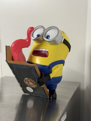Minions popcorn bucket - minions,