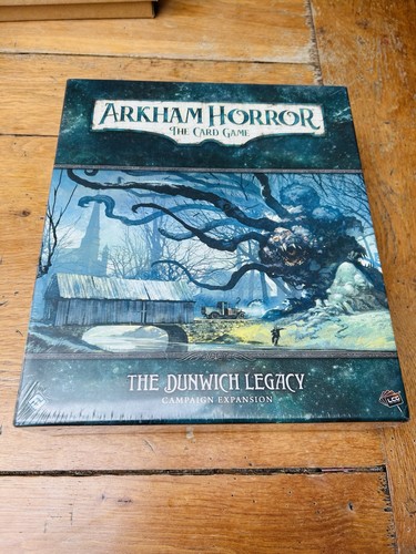 Arkham horror the card game - arkham,