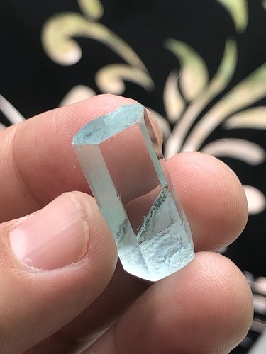 Rough aquamarine crystal - rough,