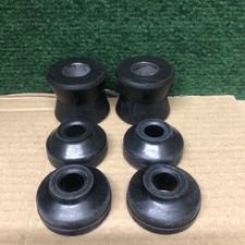 Land Rover Defender & Discovery 1 - Rear Shock Absorber Rubber Bush Kit NRC5593 