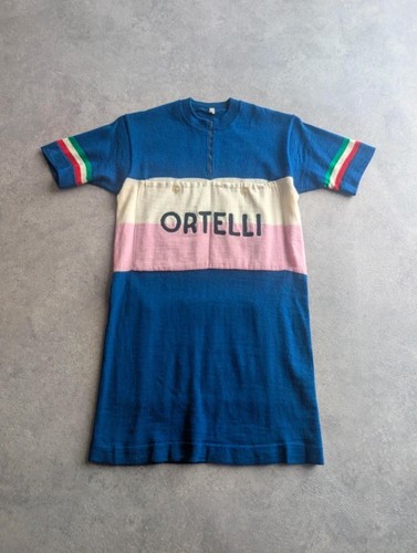 Vintage 1970s knitted cycling - vintage,