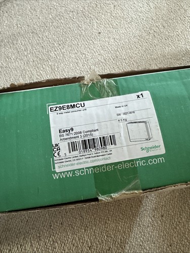 Way metal consumer unit - 8,
