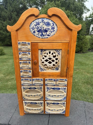 Vintage blue white floral - blue,