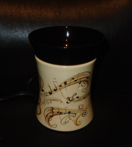 Scentsy symphony wax warmer - scentsy,