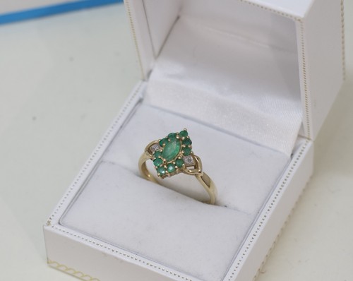 Yellow gold emerald and - yellow,