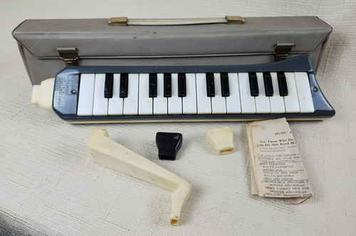 Vintage hohner melodica piano - hohner,