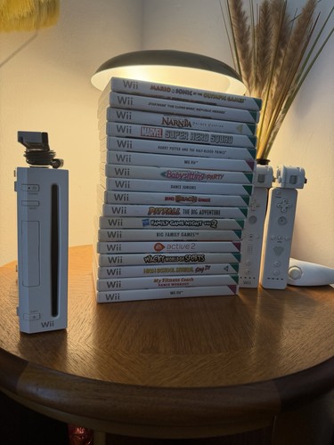 Nintendo wii console - nintendo,