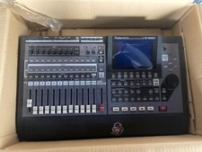 Roland VS-1880 Digital Studio Workstation Imaculate condition inc. all manuals.
