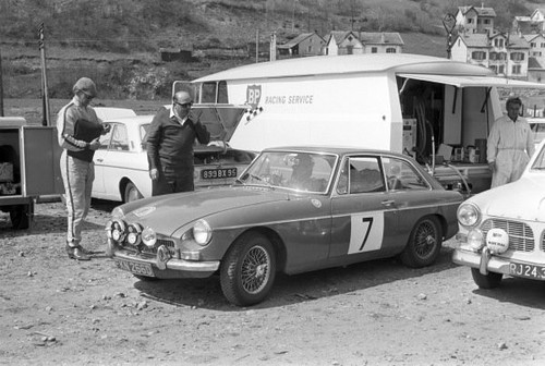 King mossop mgb gt 1967 - mossop,