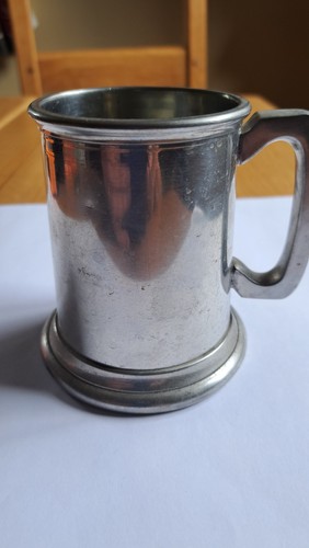 Vintage half pint pewter - half,