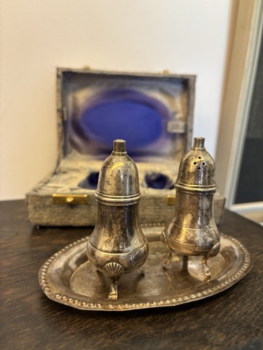 Antique salt shaker pepper - salt, shaker/pepper