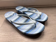 Fitflop Iqushion Women’s Blue Striped Print Flip Flops - Size UK 6.5