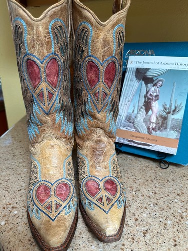 Rare vintage corral peace - rare,
