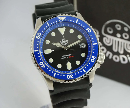 Automatic divers watch nh35 - divers,