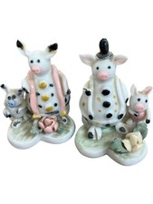 Charming Ceramic Cow Figurine Set Handpainted Farmhouse Decor Collectible