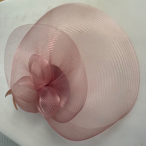 Clip fascinator dusty pink - clip,