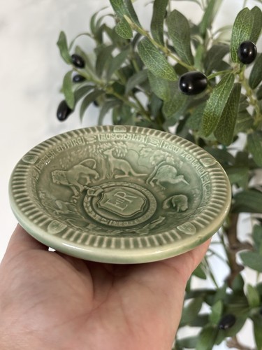 Wade pottery pin dish 1953 - pin,
