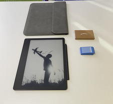 *Bundle* Amazon Kindle Scribe (2022) 16GB - with Basic Pen (GREAT CONDITION)