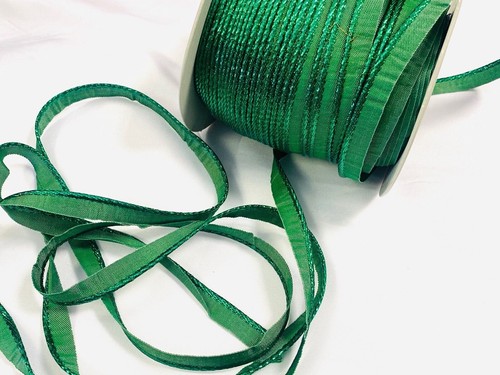 Metallic shimmer bias piping - shimmer,