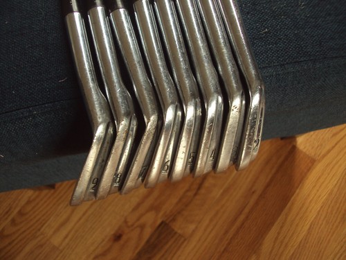 Macgregor irons 9 - 2-9, pw)
