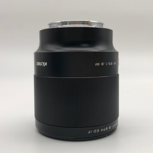 Viltrox 85mm 8 lens - 85mm,