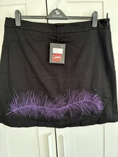 Nicola quilter tickle knee