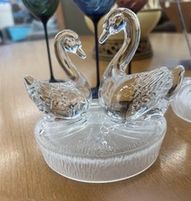 Swan & Signet Figurines
