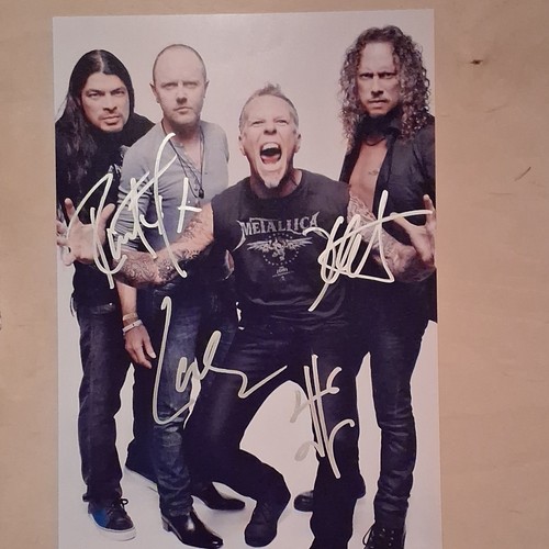 Metallica autographed 5 - autographed, 8.5