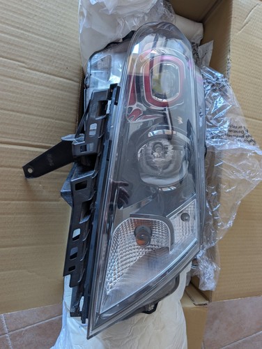 Genuine suzuki vitara led red - genuine,