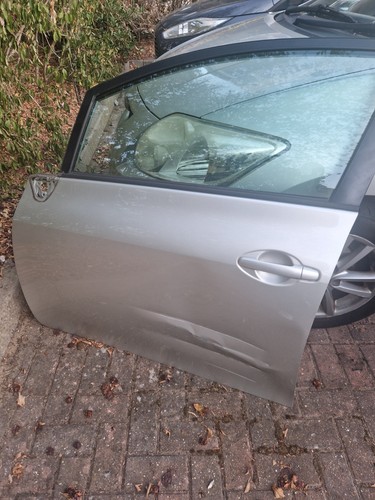 Toyota auris mk1 2006 2012 - toyota,