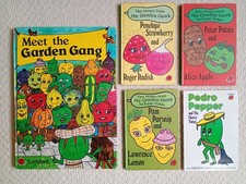 5 Vintage Ladybird Series The