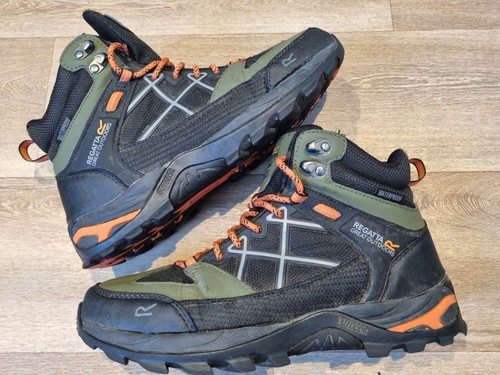 Men hardly used regatta - men's,