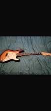 Fender  Stratocaster, Plus