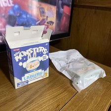 THE MONSTERS WACKY MART SERIES-FRIDGE MAGNET UNOPENED pack - open box 