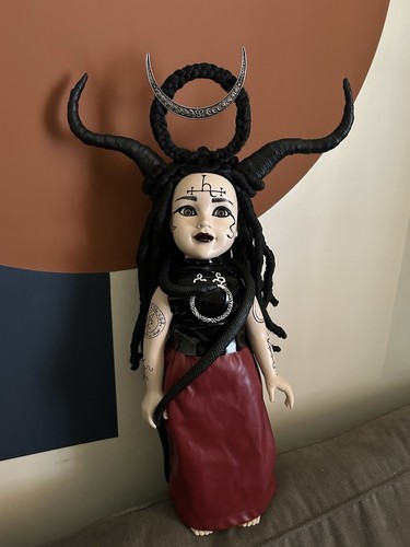 Ooak vinyl goddess - vinyl,